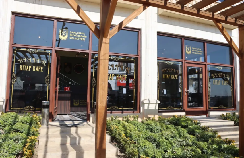 KİTAP KAFE